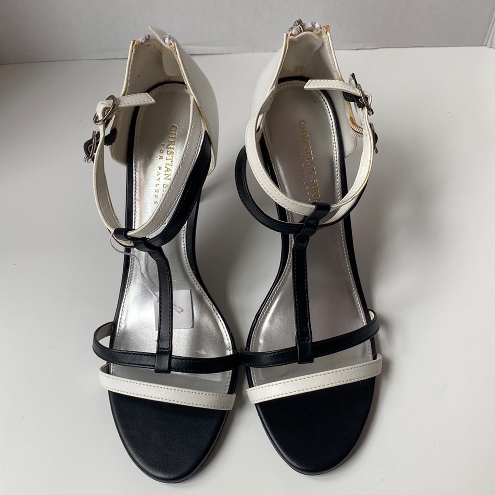Ladies Black & White Sandals